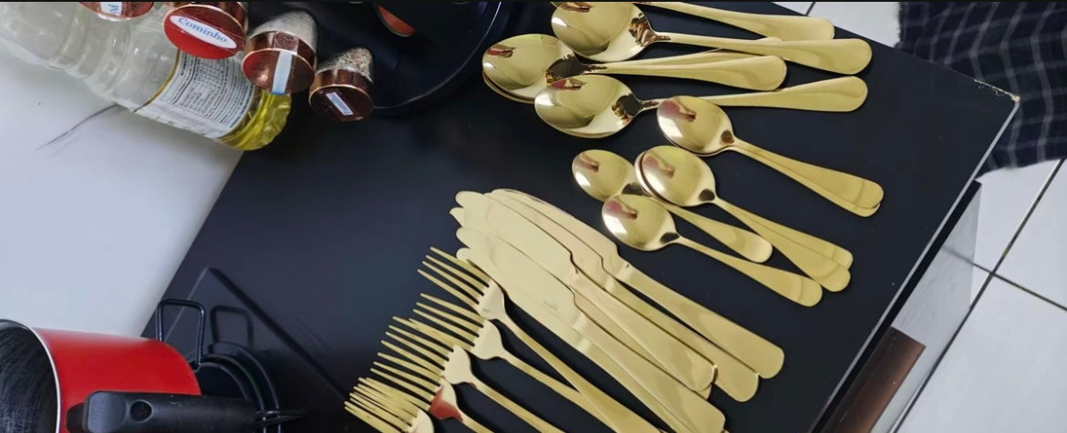 Conjunto De Talheres Dourado/ Prateado De Luxo  Aço Inoxidável 24Unidades