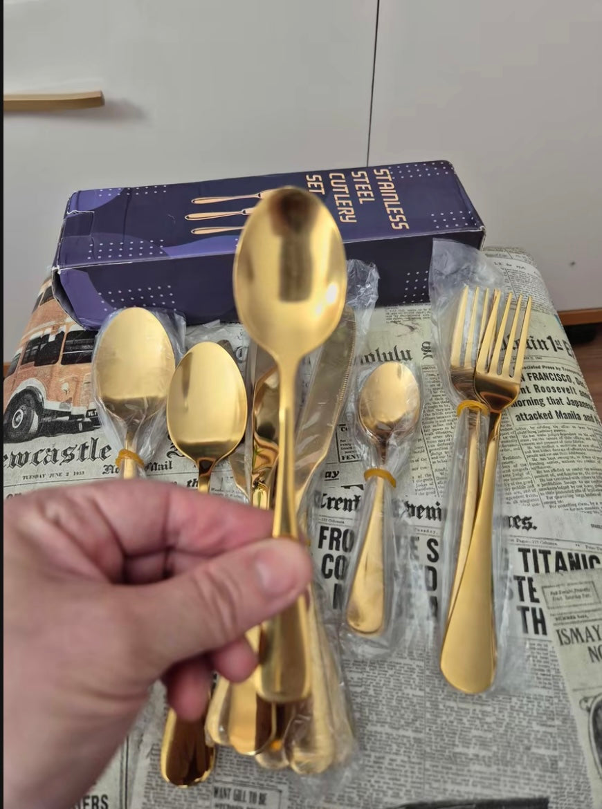 Conjunto De Talheres Dourado/ Prateado De Luxo  Aço Inoxidável 24Unidades
